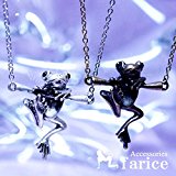 #3: カエルモチーフ 癒し系・小枝につかまる蛙デザインブラックカットビーズ装飾レディース&メンズ アニマル ペンダント ネックレス【シルバー】