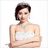 #10: ノーブランド ティアラ ネックレス イヤリング 3点 セット