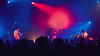 リーガルリリー、有観客ワンマンライブ＠Zepp Tokyoより「1997」のライブ映像を公開(BARKS)